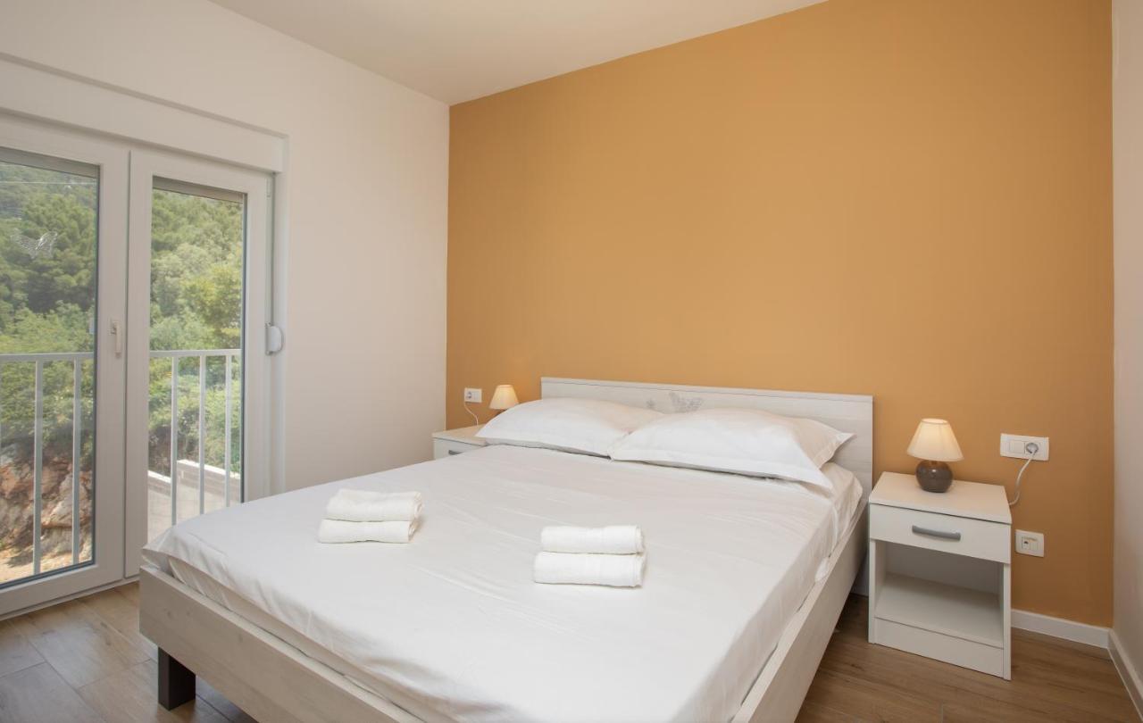 Apartment S&S Deluxe มาคาร์สกา ภายนอก รูปภาพ