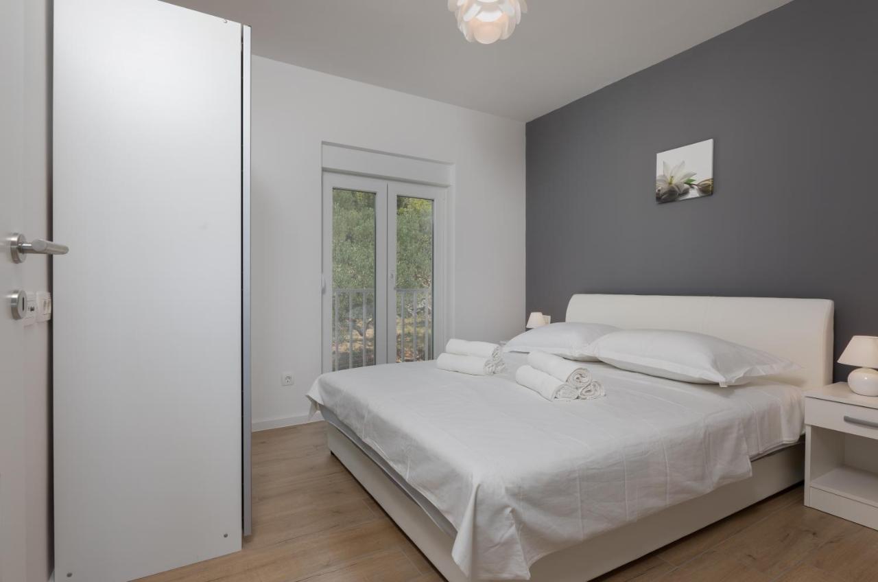 Apartment S&S Deluxe มาคาร์สกา ภายนอก รูปภาพ