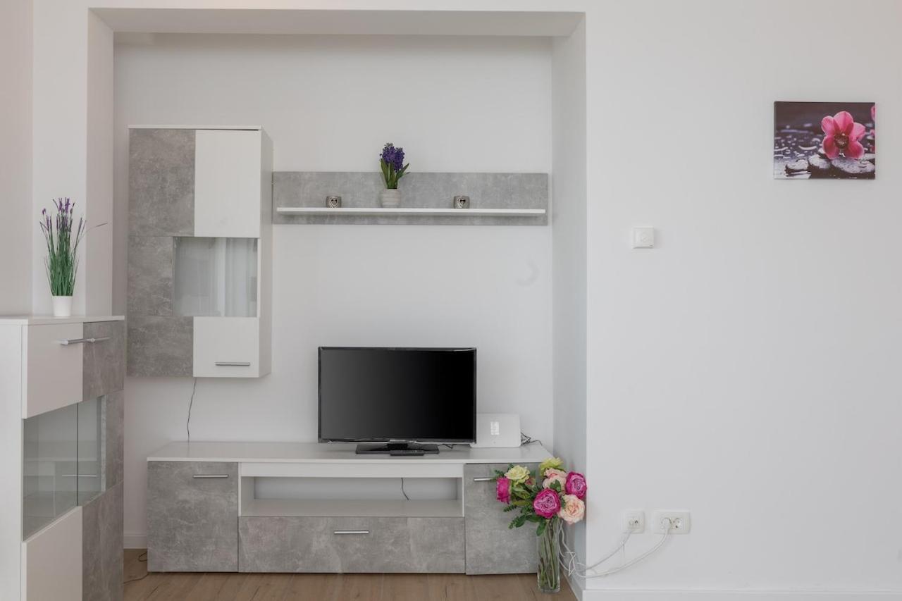 Apartment S&S Deluxe มาคาร์สกา ภายนอก รูปภาพ