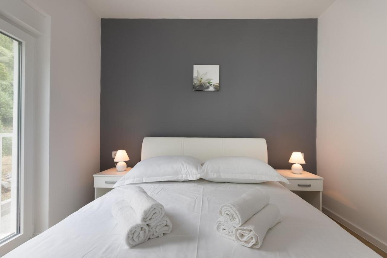 Apartment S&S Deluxe มาคาร์สกา ภายนอก รูปภาพ